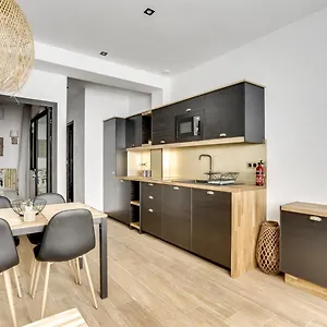 Apartment 149 Christophe, Great Apt,, Paris