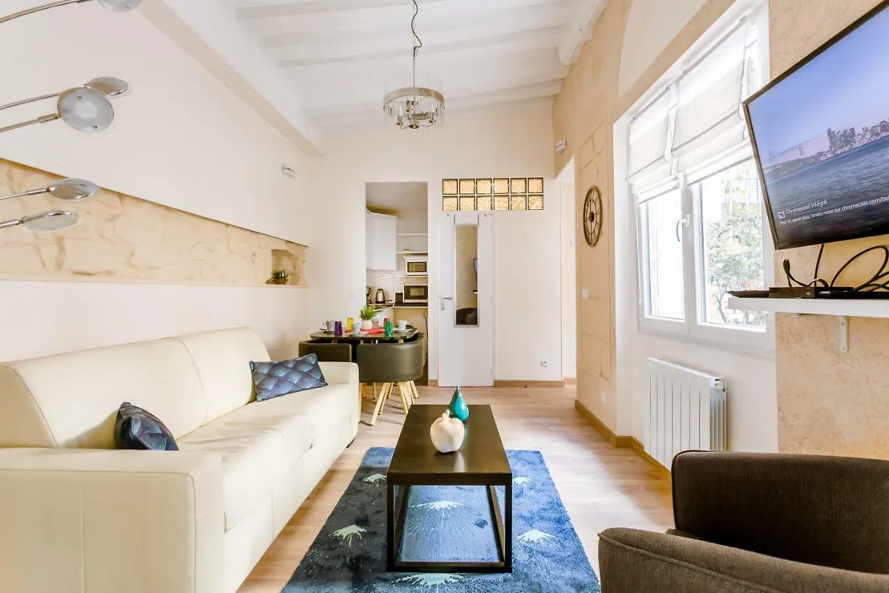 Apartment Ferienwohnung Marais Saint Paul Ecouffes With Ac Paris